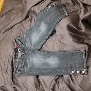 X2 Jean Capri pants size 6